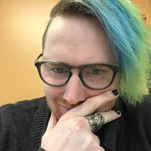 Meet your Posher, Christopher